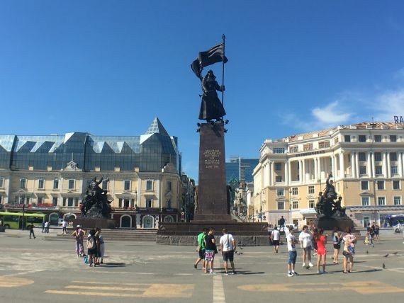 Центральная площадь Владивостока