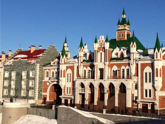 Памятник молодоженам Грейс Келли и Ренье III