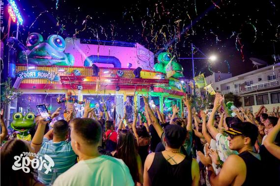 Senior Frog's Party Bar