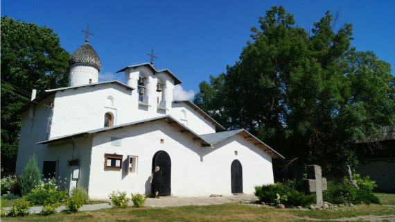 Церковь Покрова и Рождества от Пролома