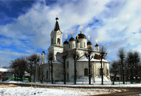 Церковь Белая Троица