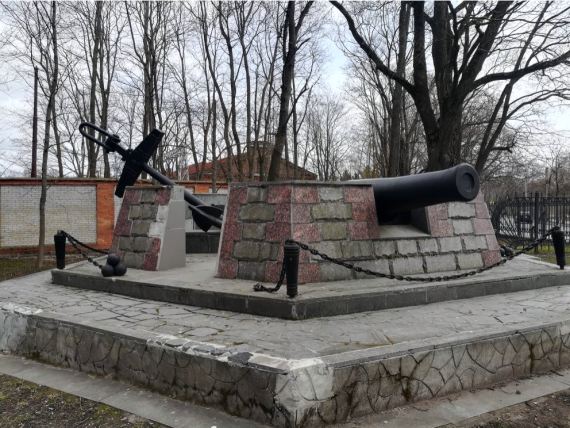 Памятник Сестрорецкому оружейному заводу