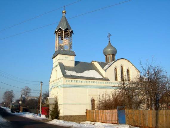 Храм Архистратига Михаила на Красной поляне