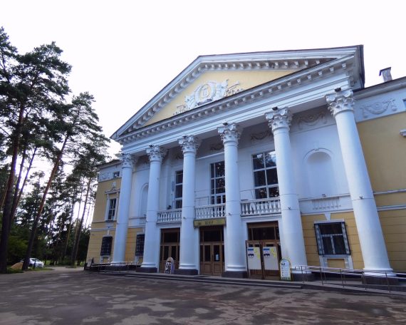 Памятник Высоцкому