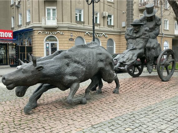 Памятник Пушкину