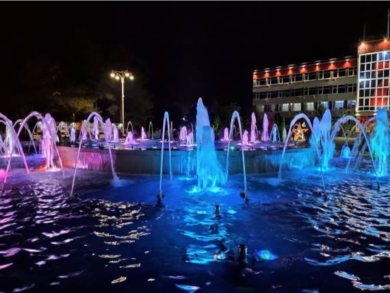 Central Fountain