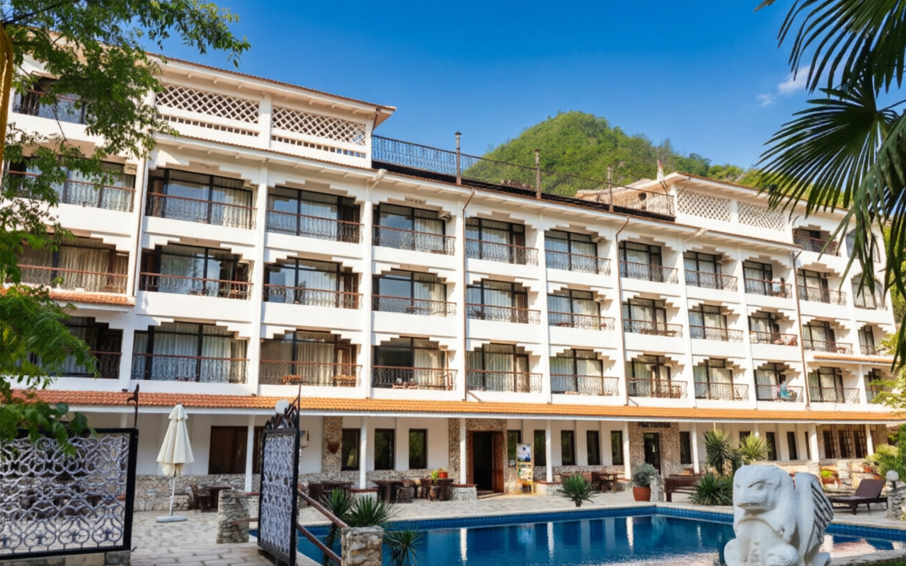Griffon Hotel