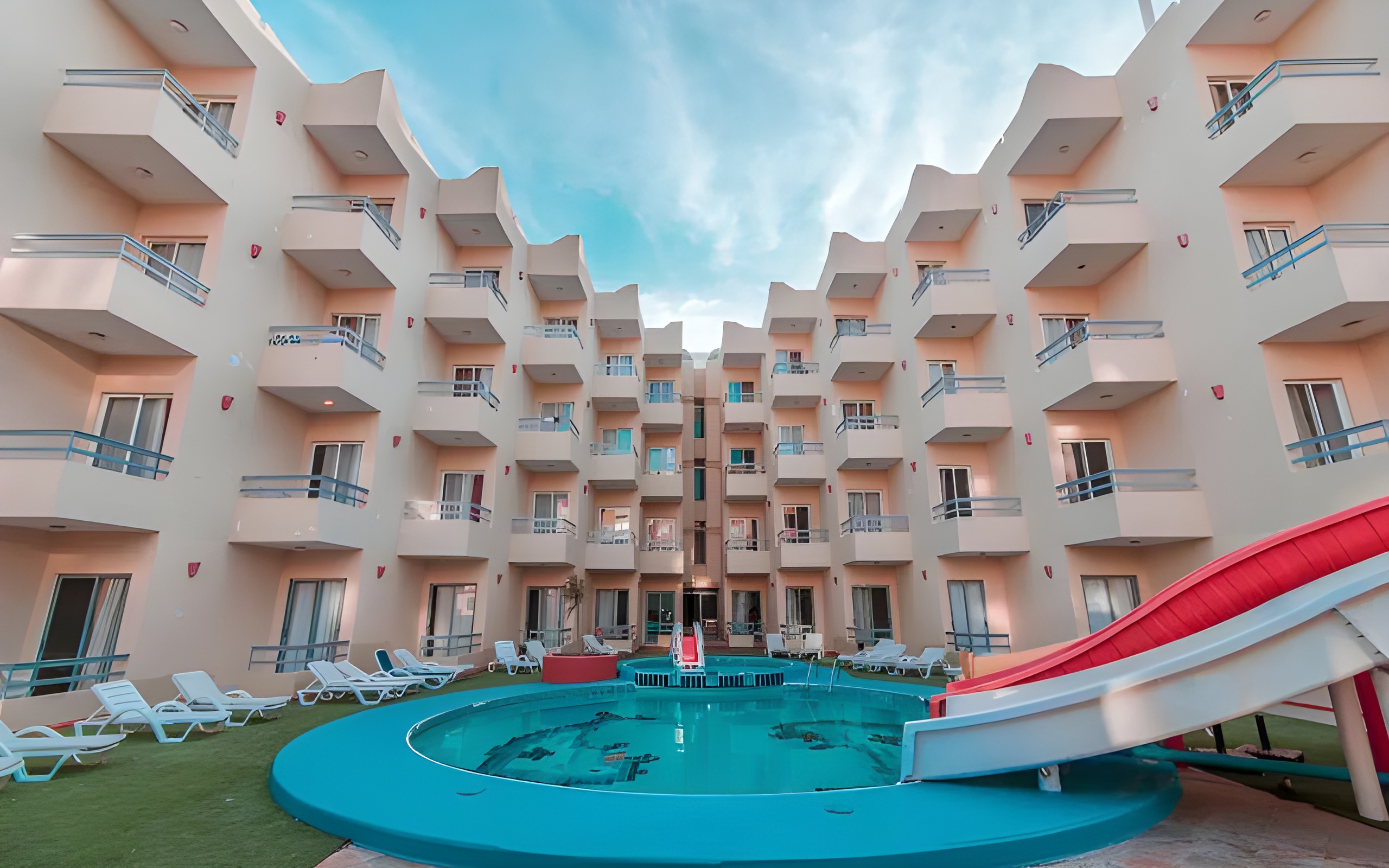Roma Host Way & Aqua Park