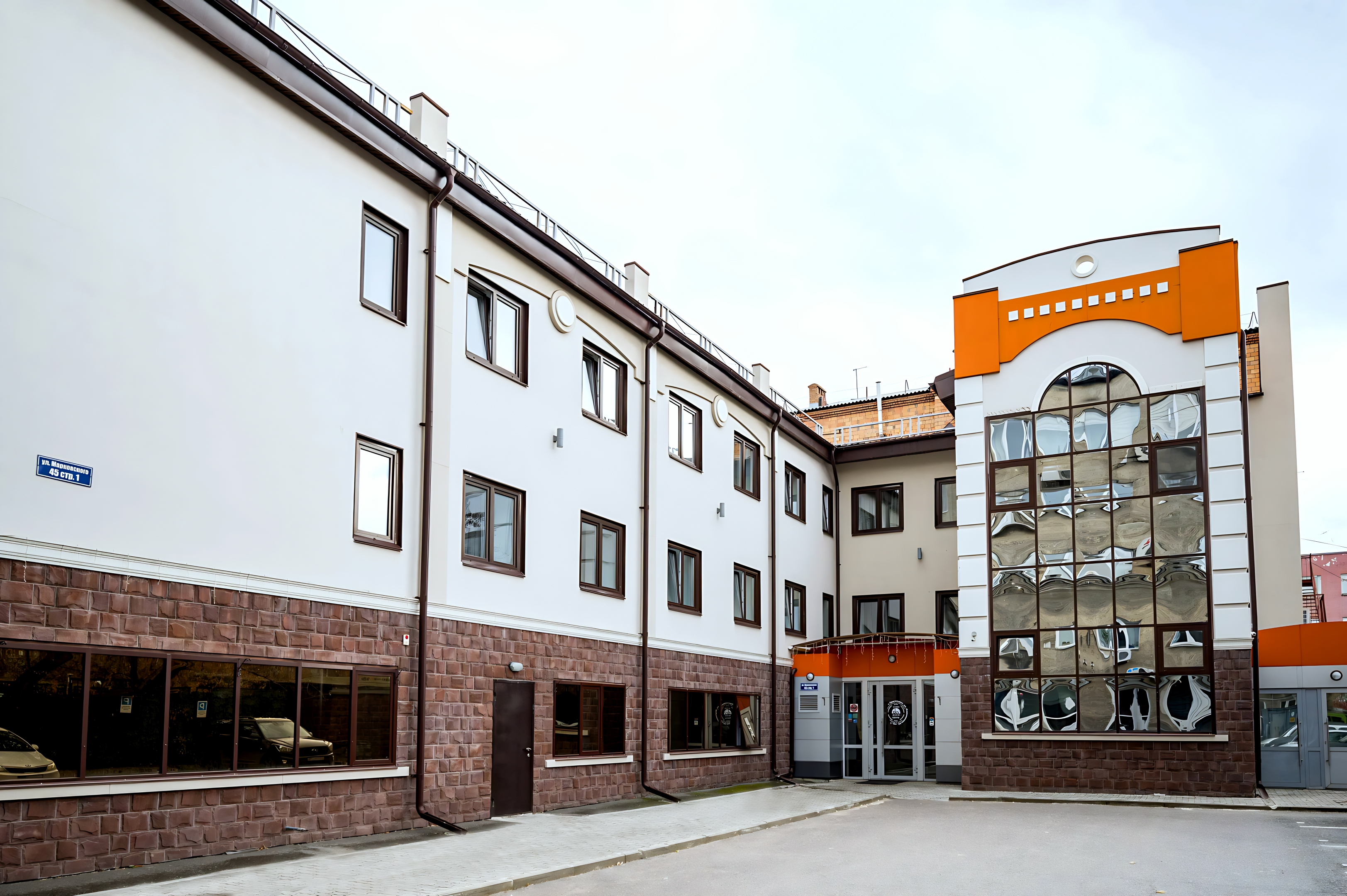 Отель SKY Centr