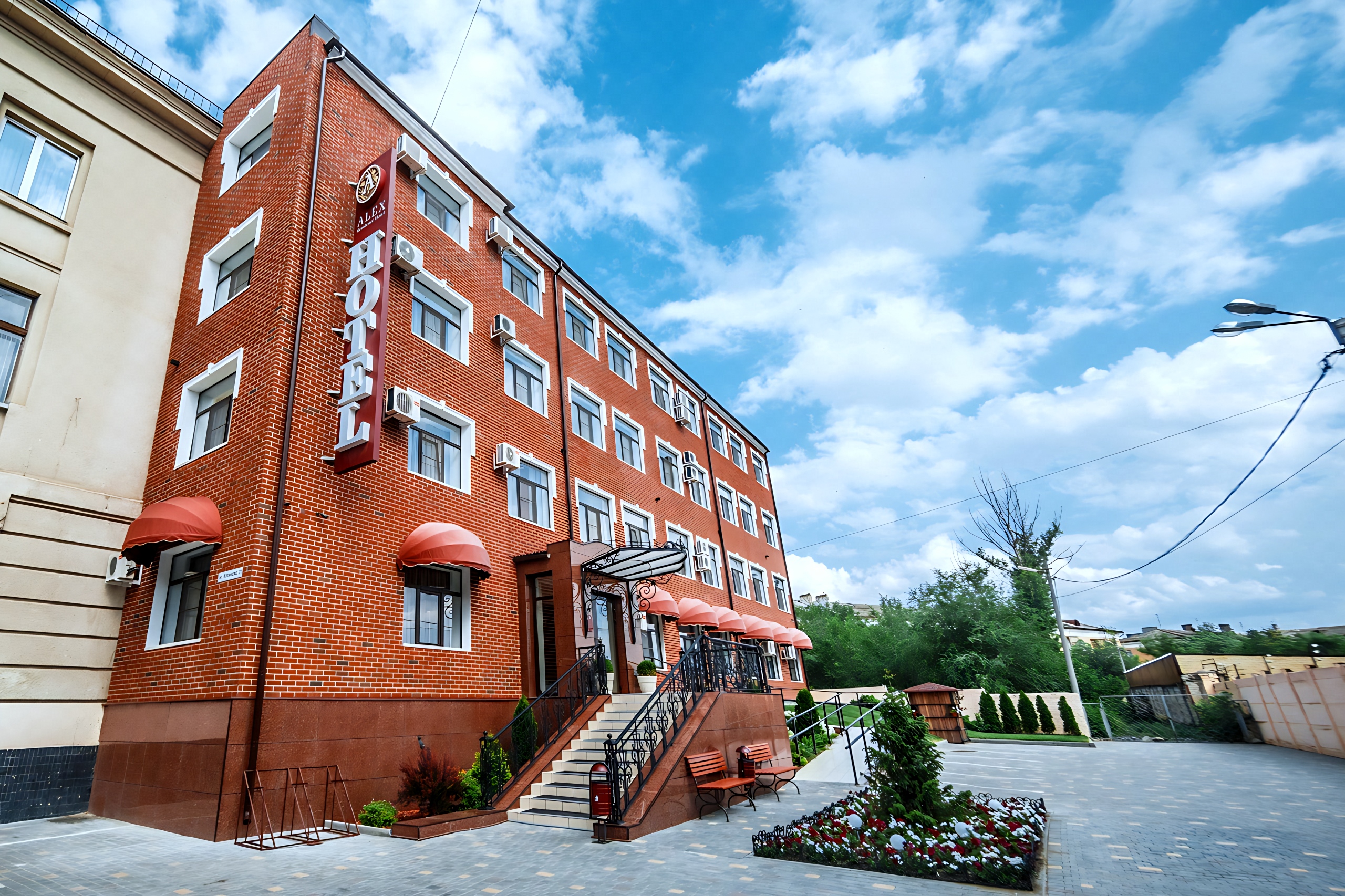 Отель Aleks Rezidents Hotels