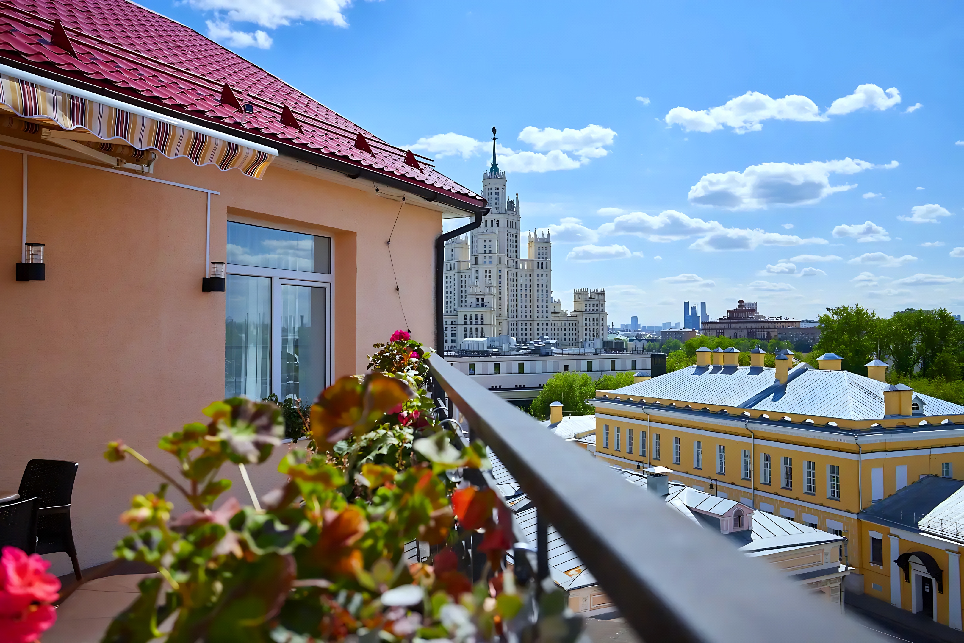 Отель Хитровка — забронировать отель в Москве