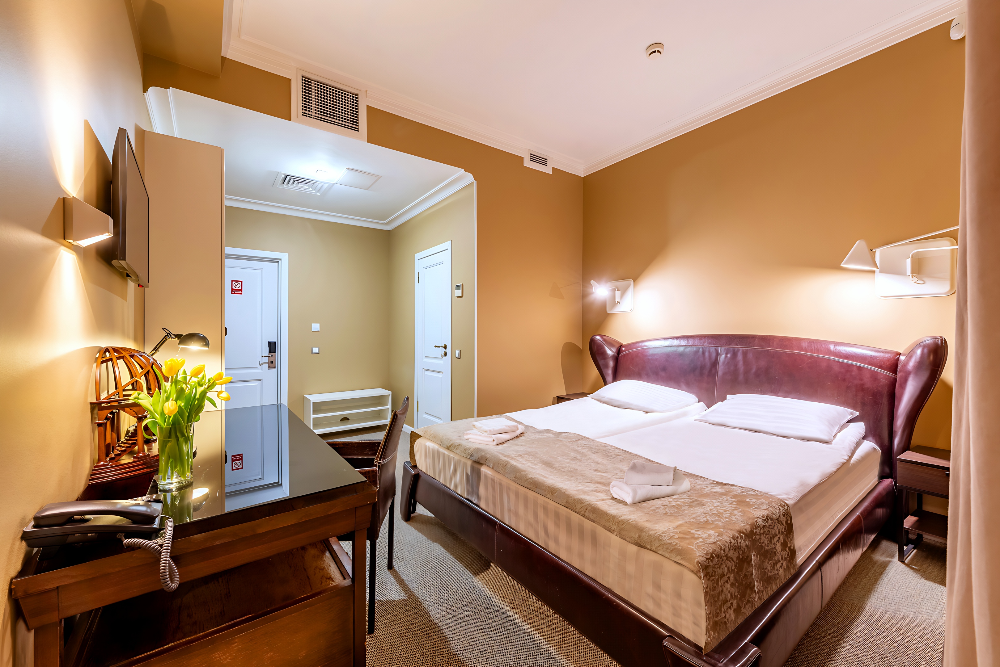 Отель T Hotel — отзывы гостей и цены