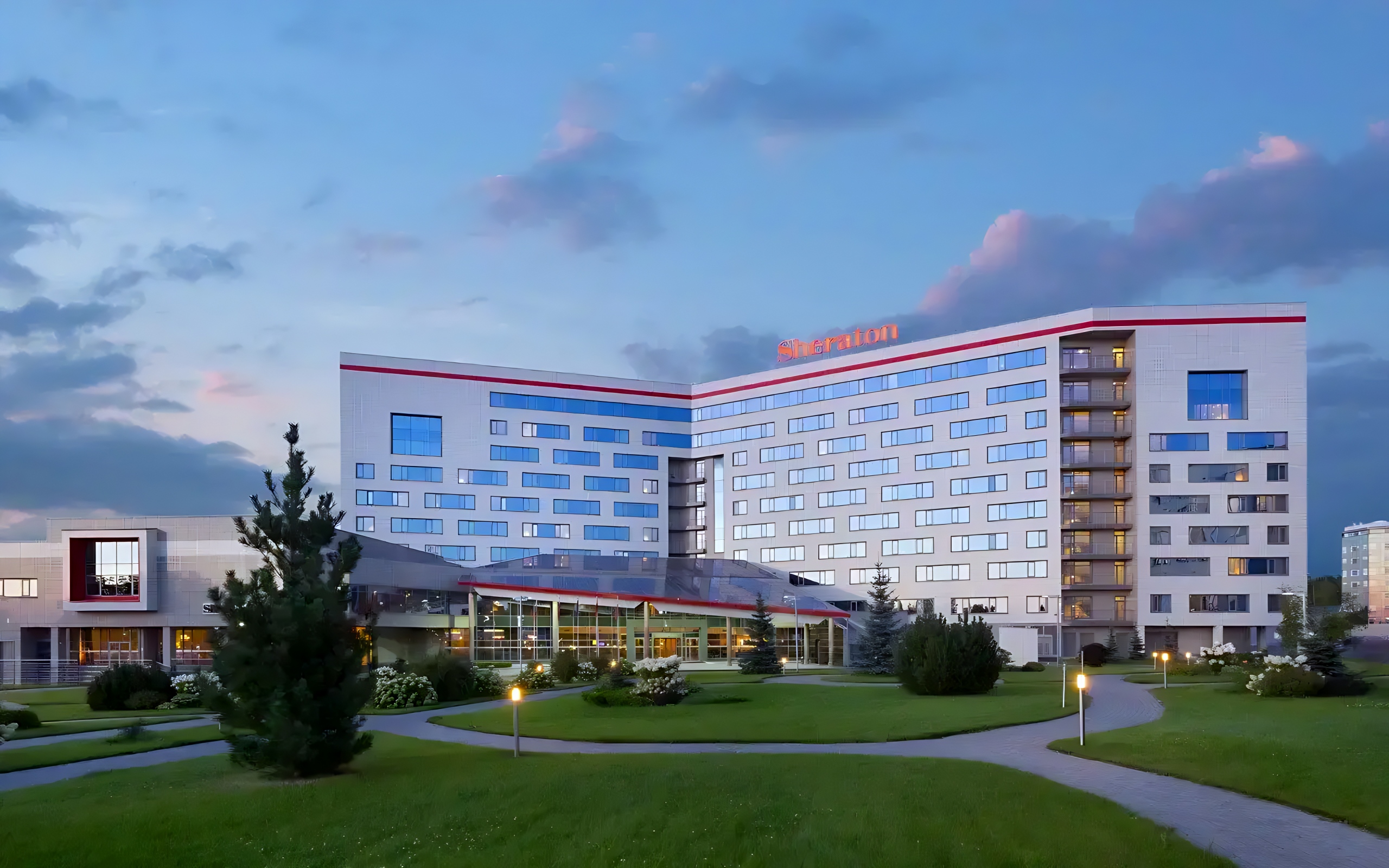 Sheraton Skypoint Luxe