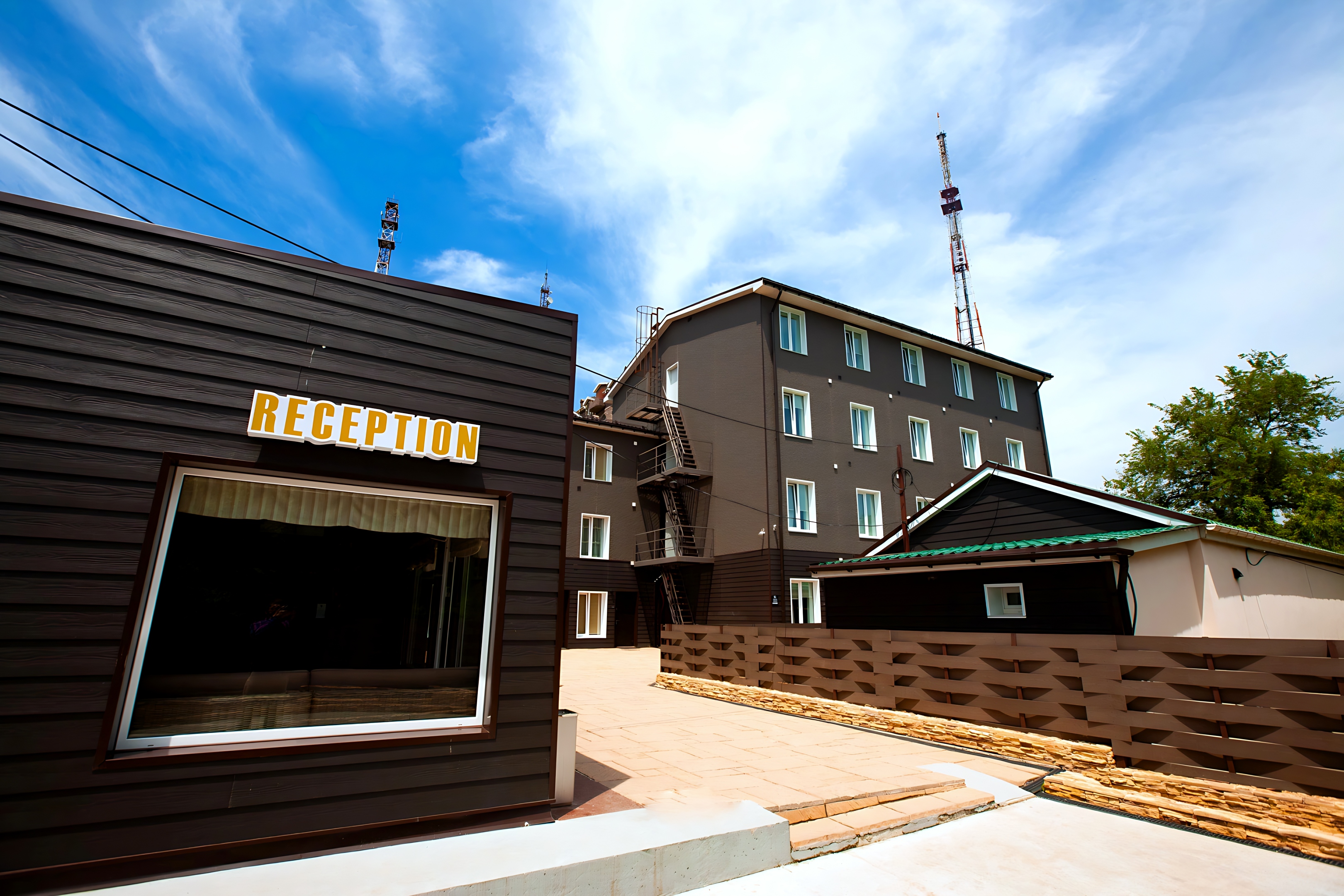 Отель Eagle House Inn 3 — отель в Владивостоке, Россия