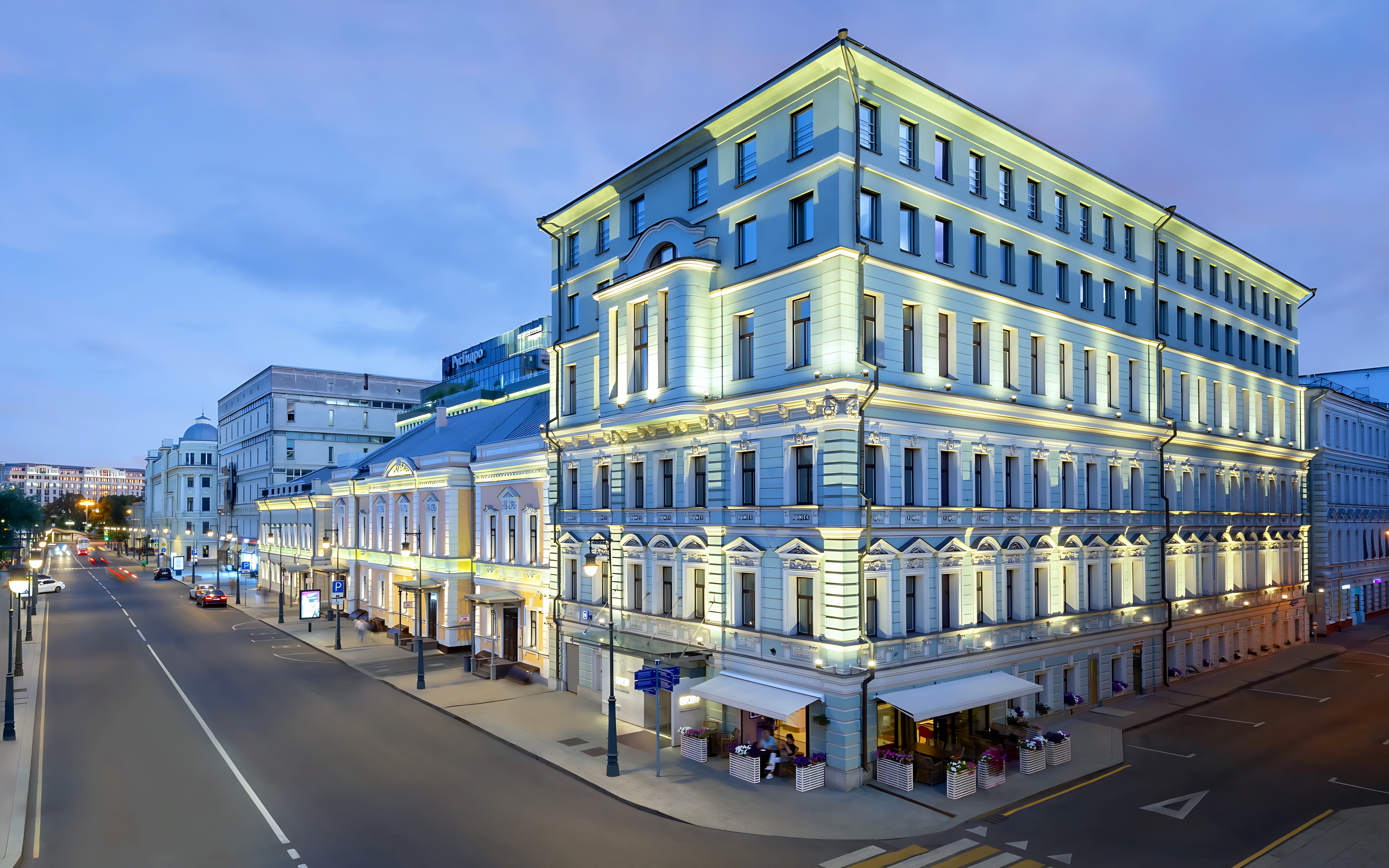 Чехофф Отель Москва Кьюрио Коллекшен Хилтон 5 — отель в Москве, Россия