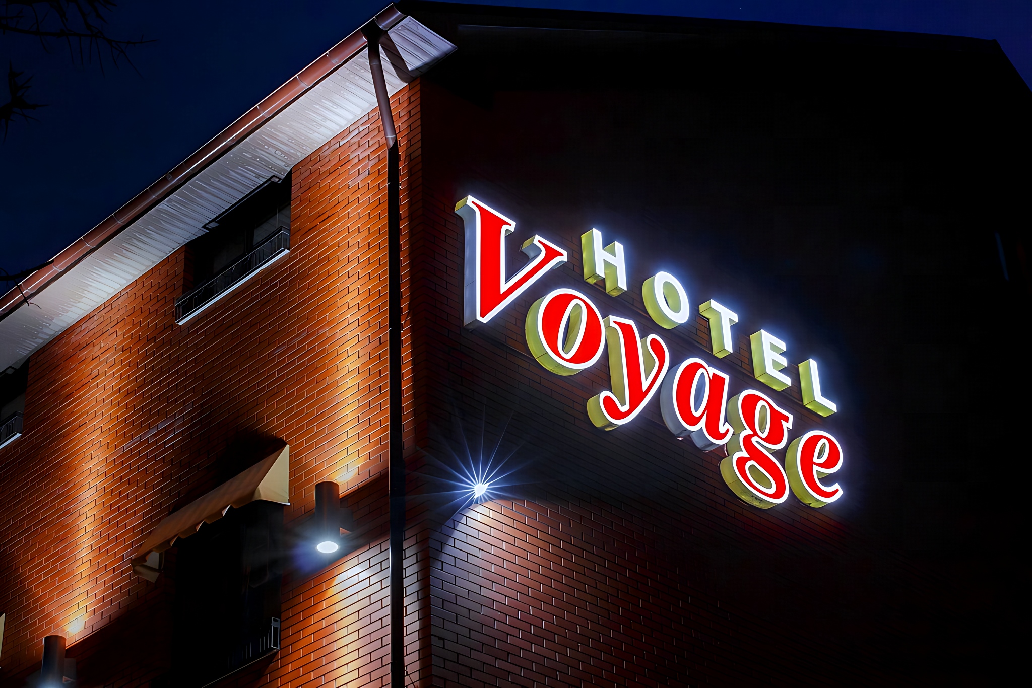 Отель Voyage — забронировать отель в Туле