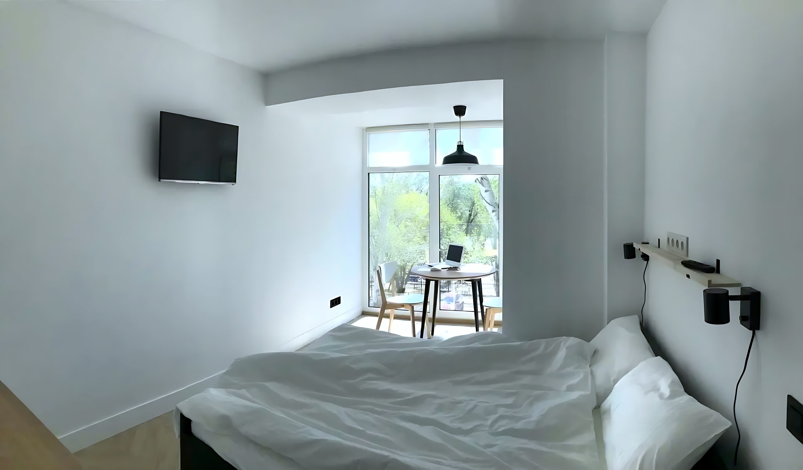 Apartamenty Mini studia s vidom na park