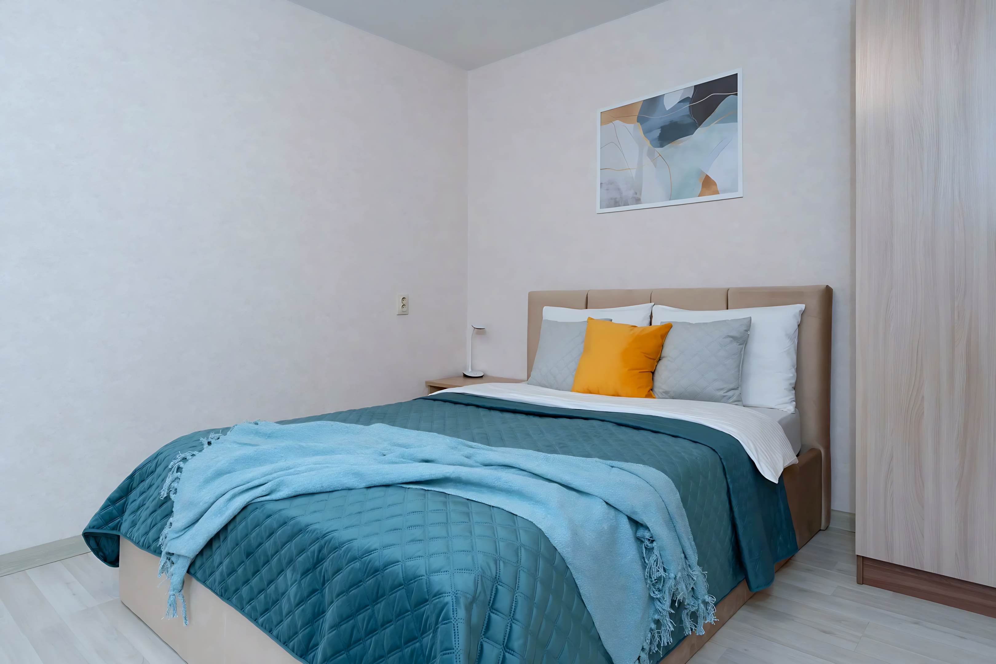 Apartamenty Bright apartment Proieterskaya