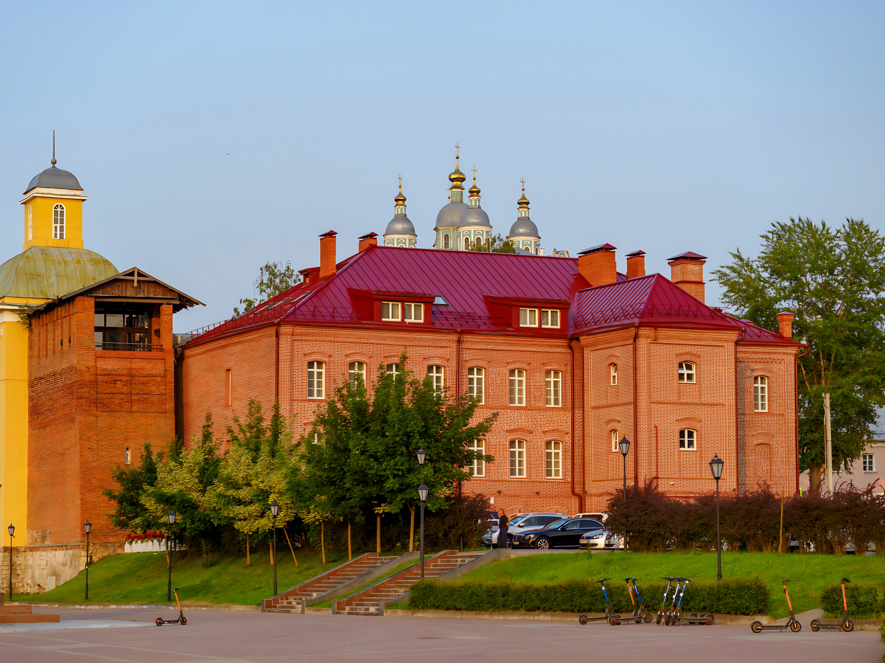 Отель Pestrikov