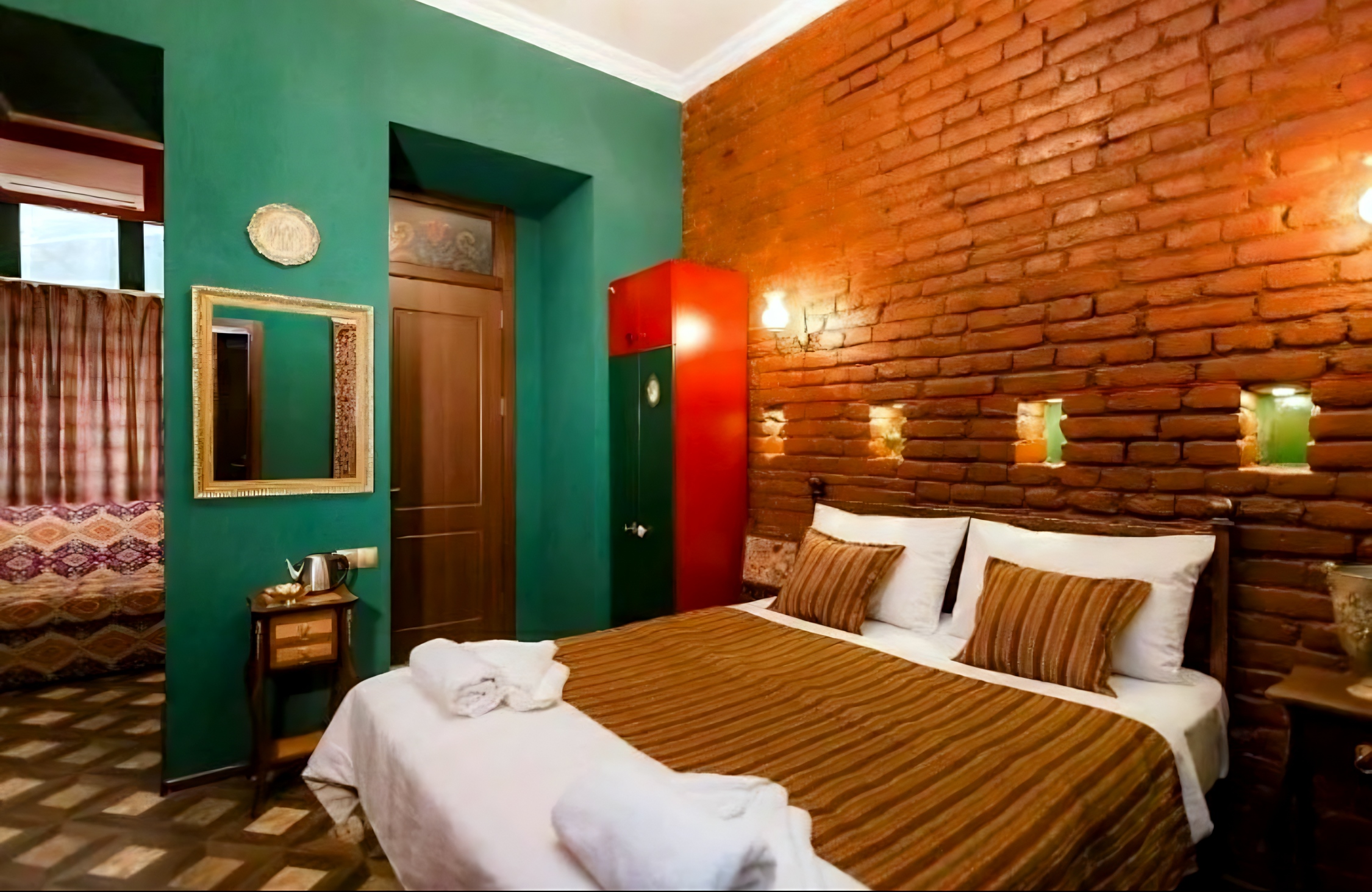Цены на Hotel Vorontsoff inn boutique в Тбилиси