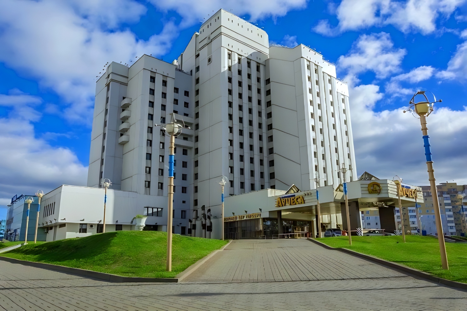 Цены на Отель Лучеса в Витебске