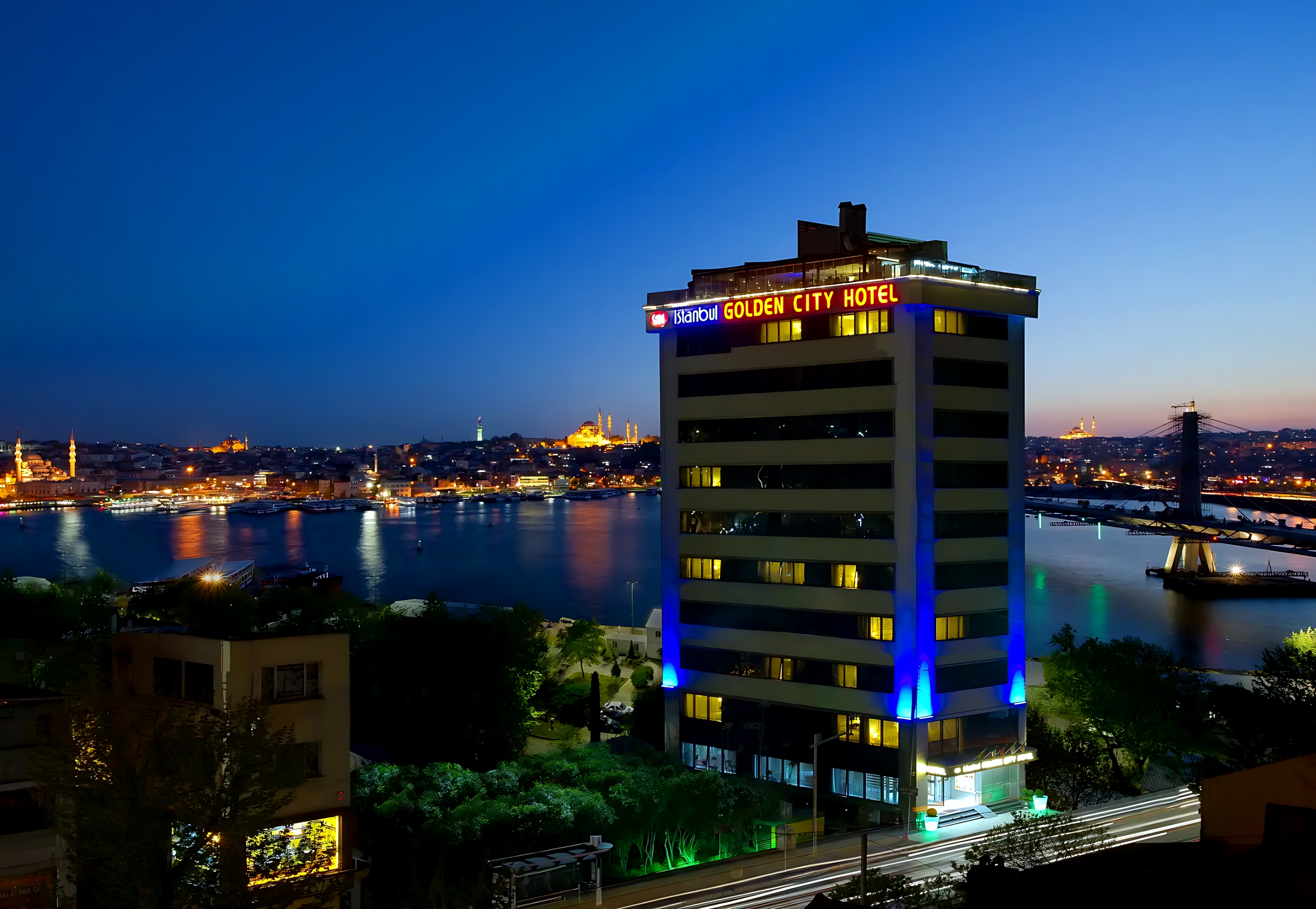 Istanbul Golden City Hotel — забронировать отель в Стамбуле