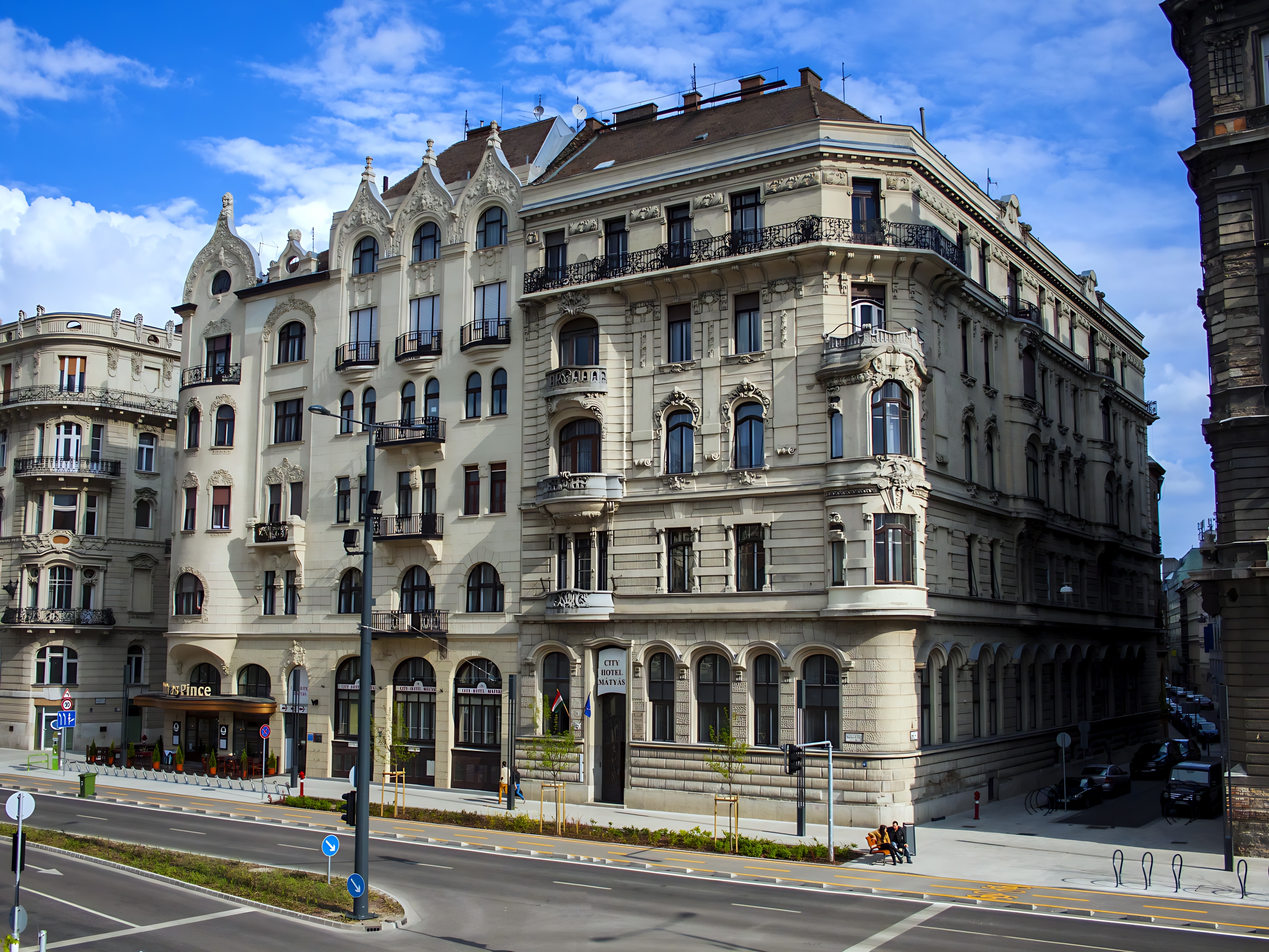 Otel' City Hotel Matyas