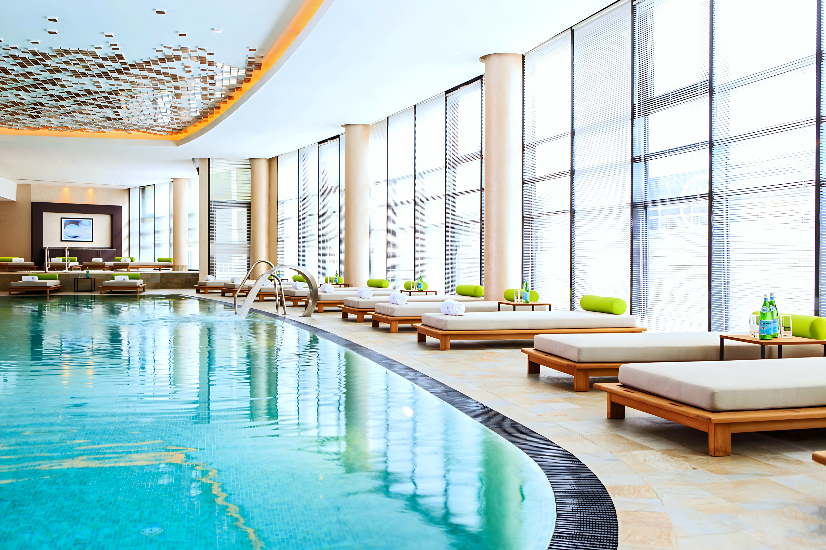 Otel' Renessans Minsk Kongress i SPA Centr