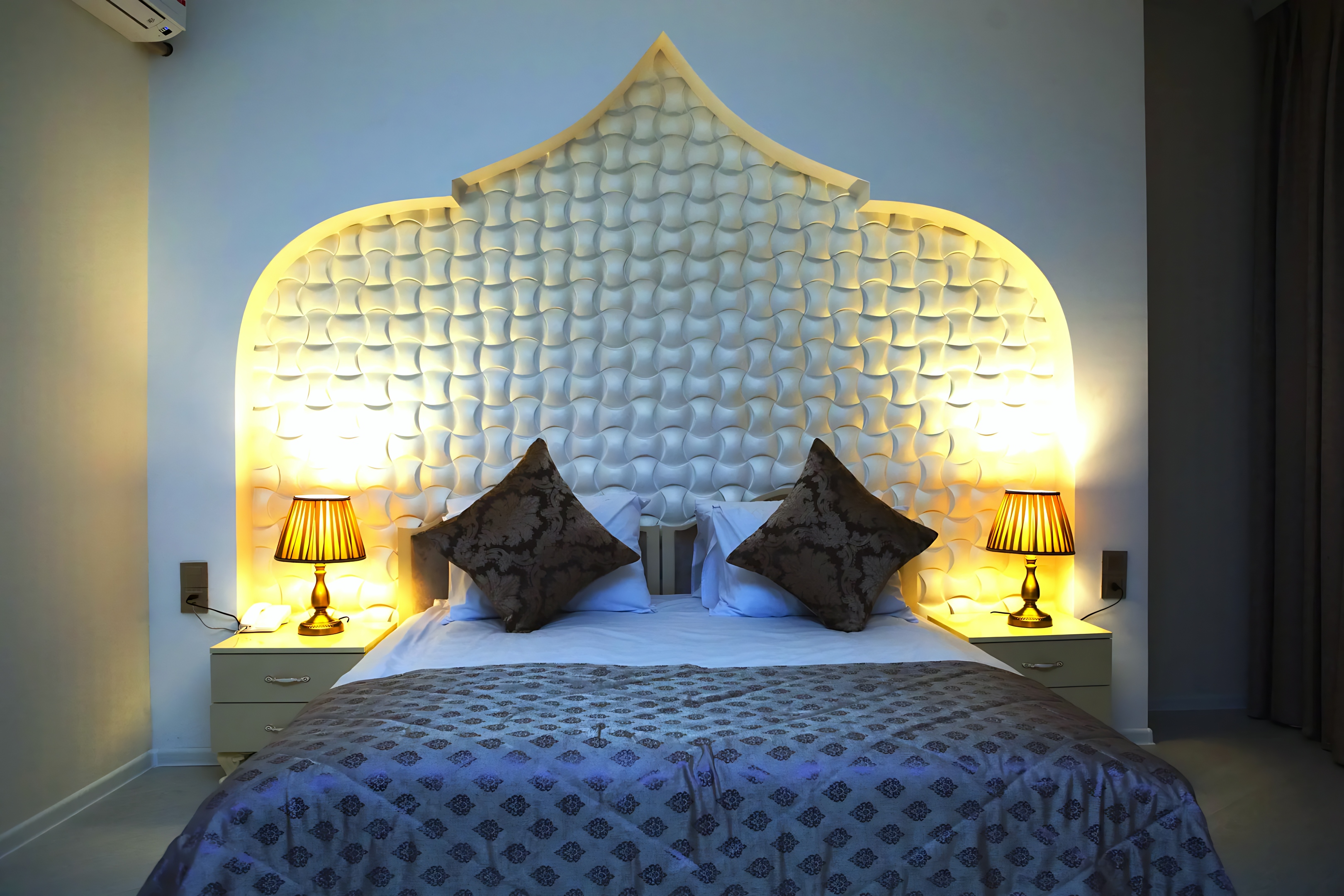 Otel' Sands of Time