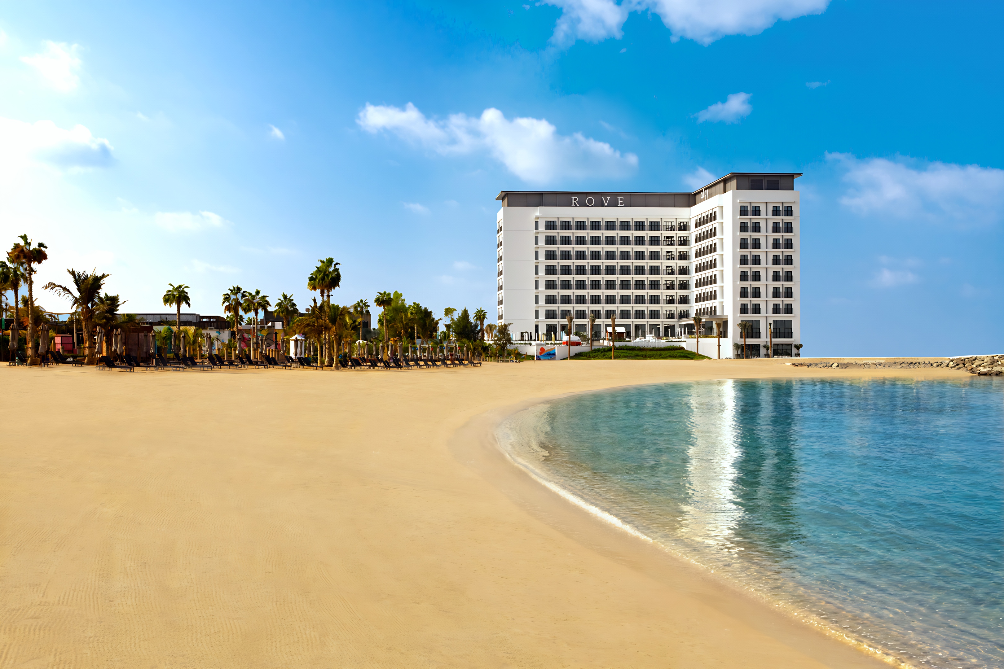 Rove La Mer Beach