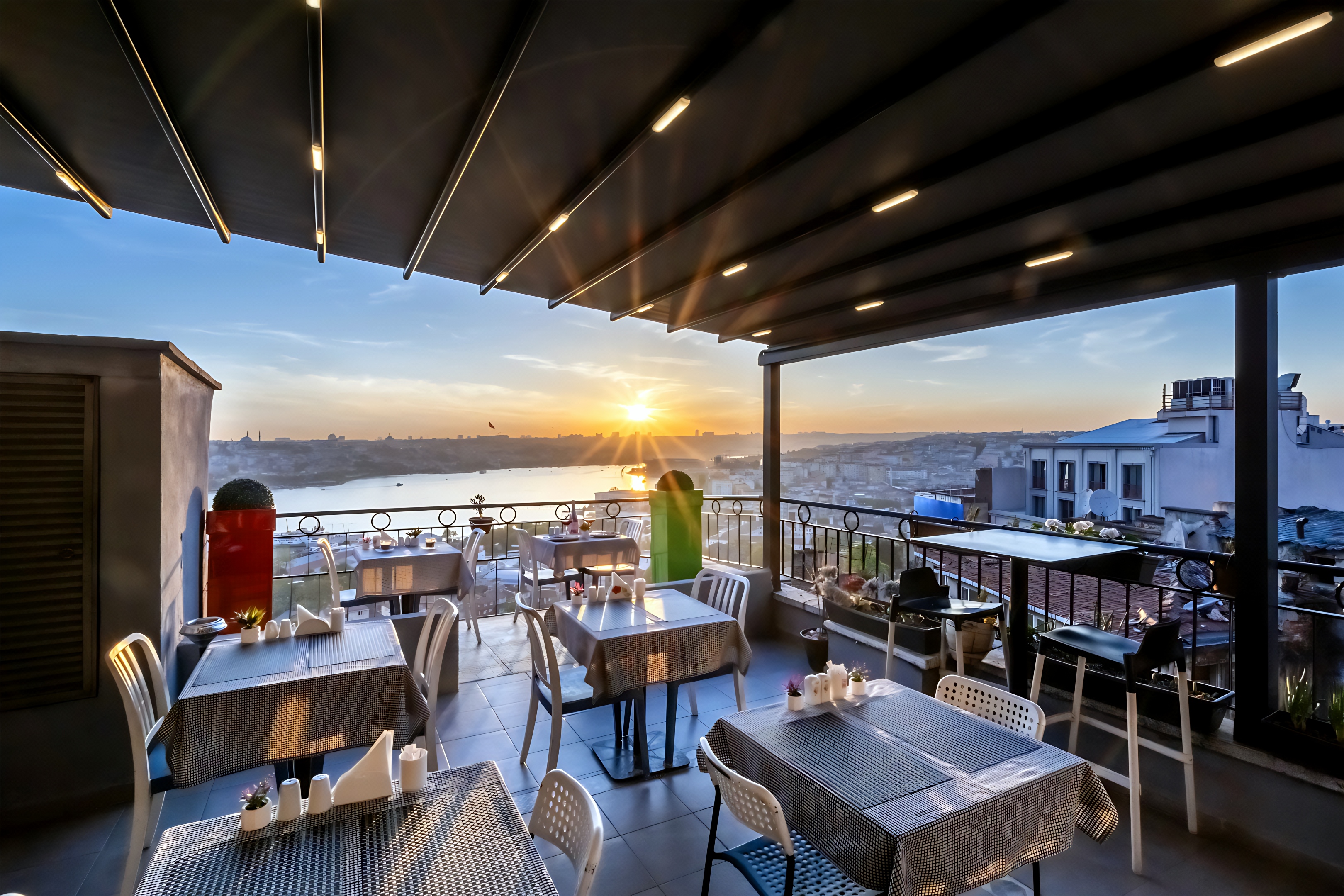 Отель Big Urban Stay Taksim & With Sea View — отзывы гостей и цены