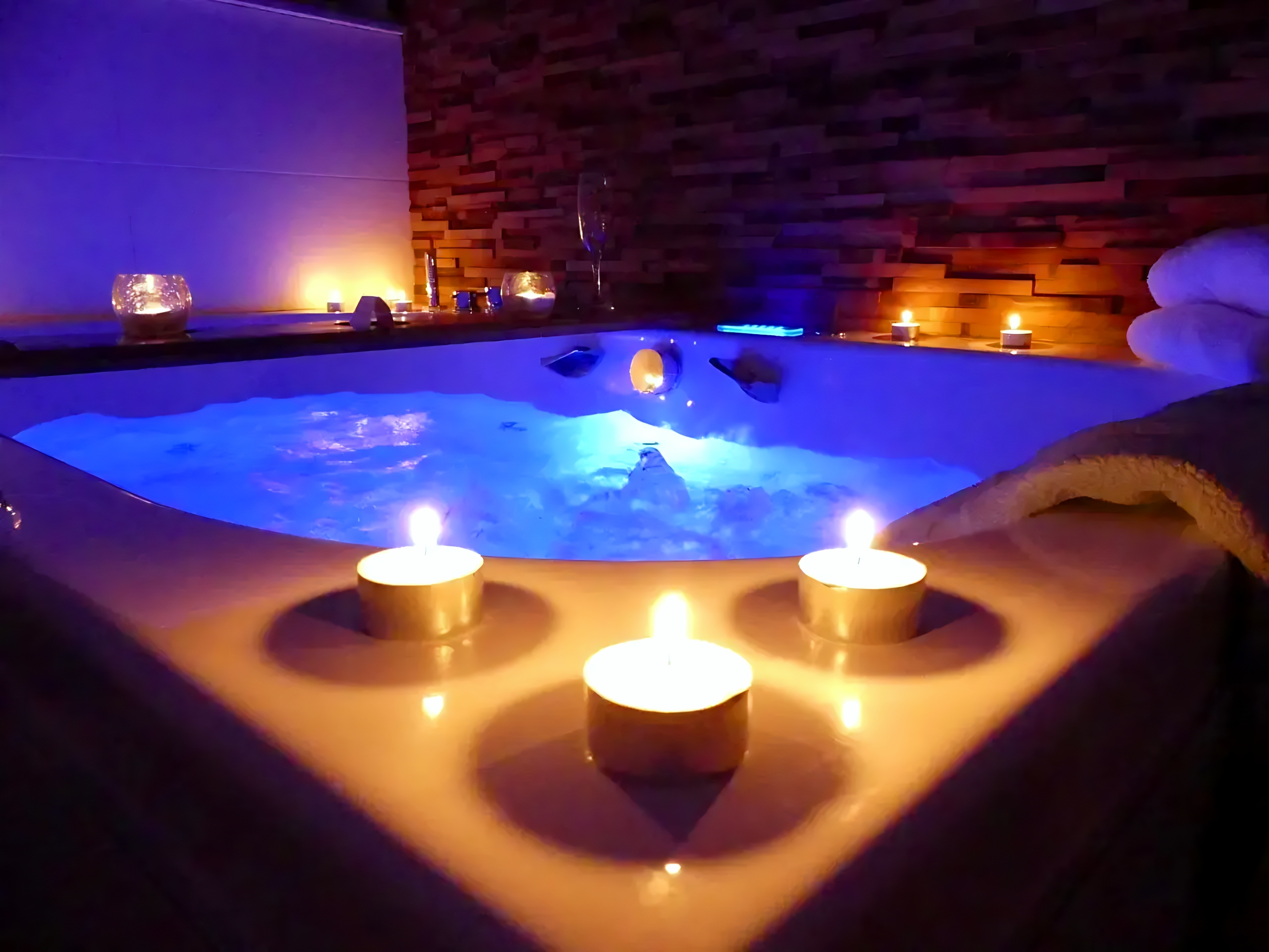 Отель Relax Джакузи в центре Минска 3* в Минске, Беларусь
