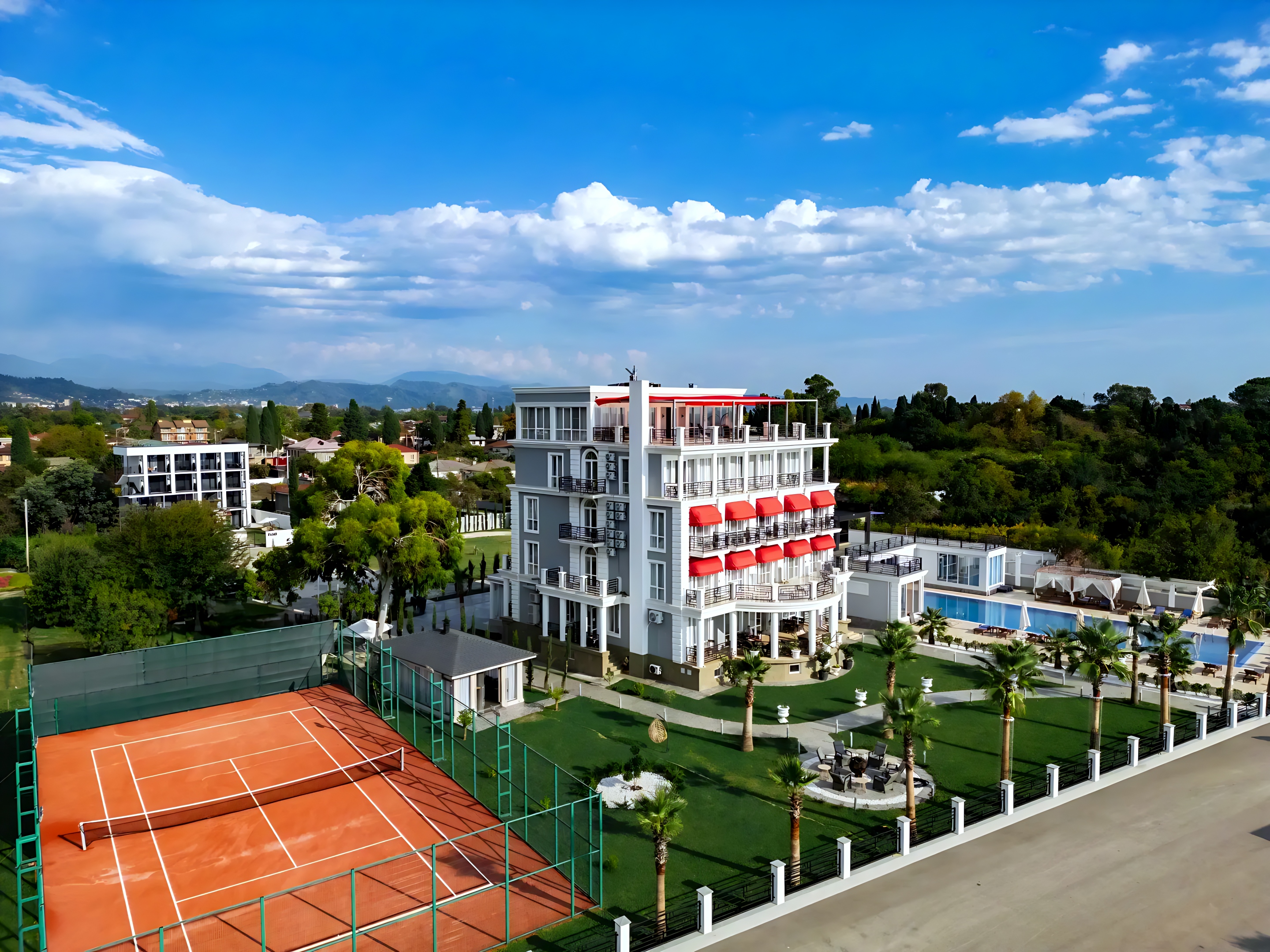 Otel' Grejs Akva Villa